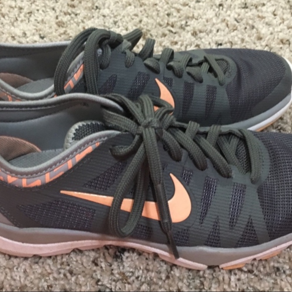 Girl’s Nike’s